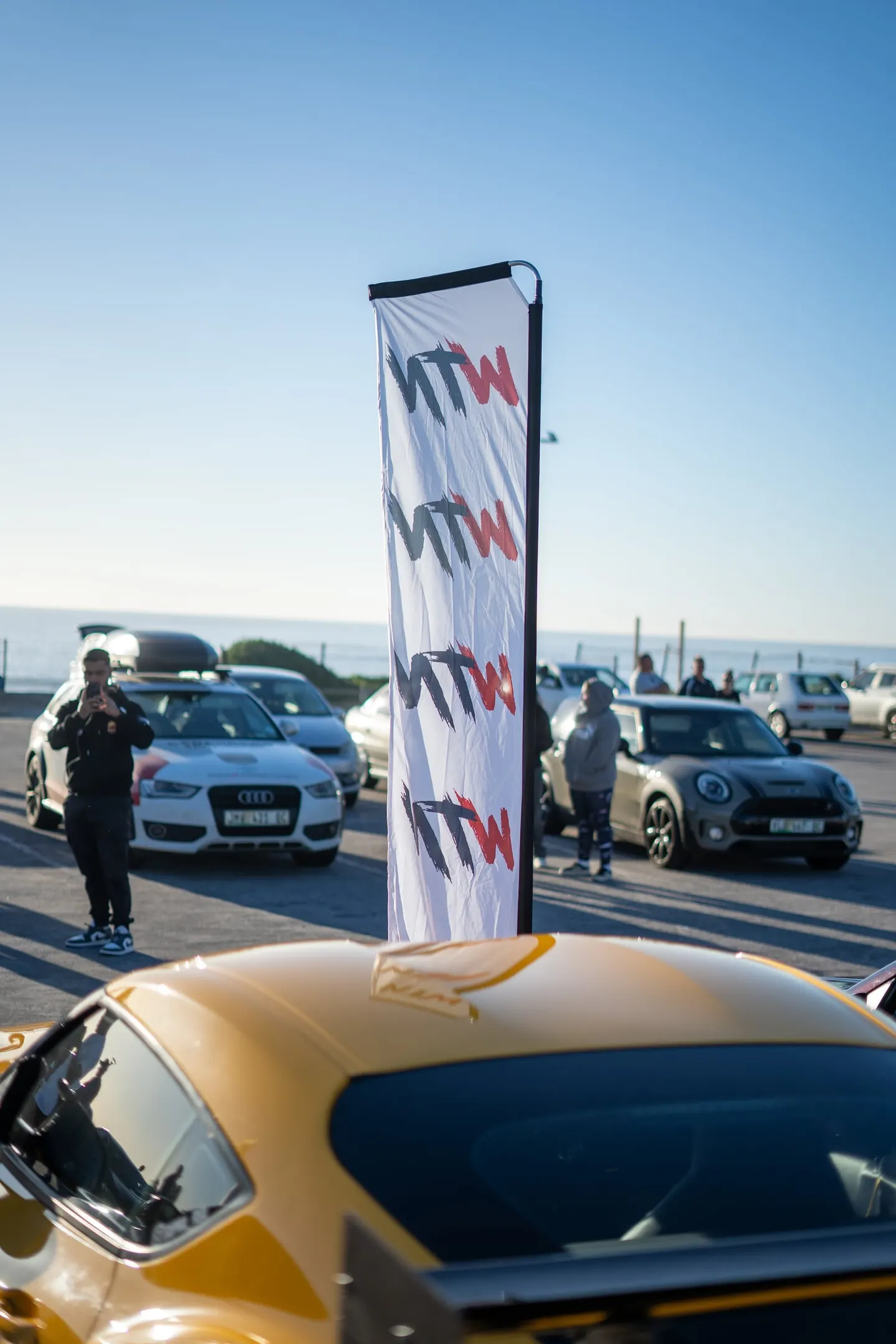 WTN flags at the GQ Breakfast Run